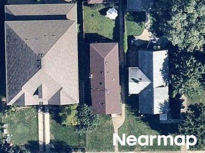 W Burlington Ave, Westmont, Preforeclosure Single-family Home