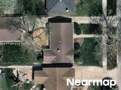 Arcadia Ave, Lansing, Preforeclosure Single-family Home