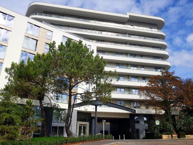 St. Peters Road, Bournemouth, 3 Bedroom Apartment