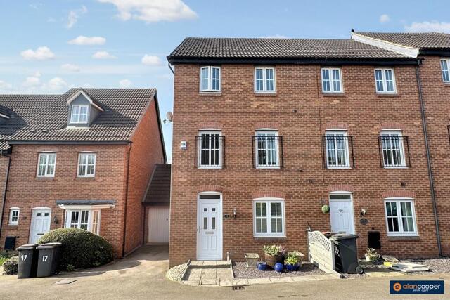 The Evergreens, Nuneaton, 4 Bedroom End