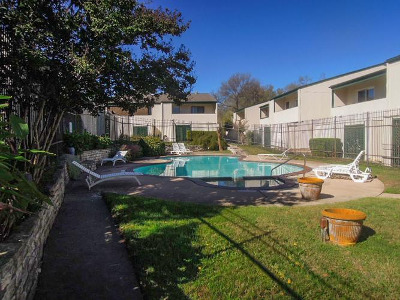 Silvermine Dr Apt,austin, Foreclosure Condo In