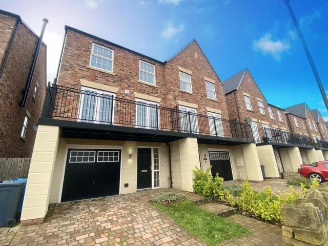 Anglo Close, Dore, 4 Bedroom Town