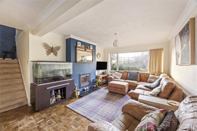Sompting, Upper Brighton Road, Lancing, 3 Bedroom Semi-detached
