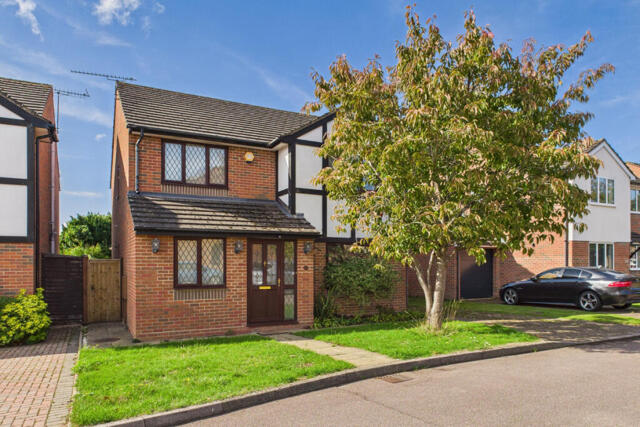 Woodfield Gardens, Hemel Hempstead, 4 Bedroom Detached