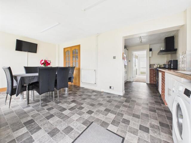 Brangwyn Square, Worle,4 Bedroom Detached