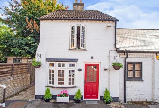 Church Street, Rickmansworth, 3 Bedroom End