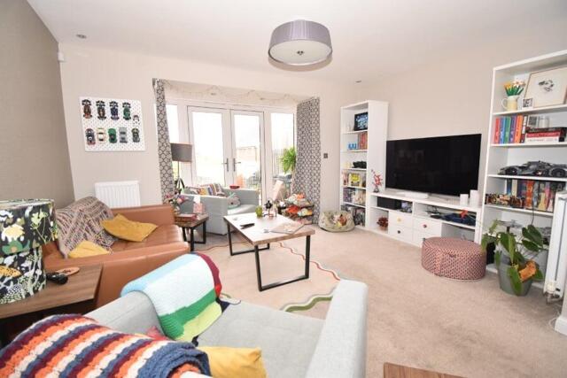 Poltimore Drive, Monkerton, 3 Bedroom Town