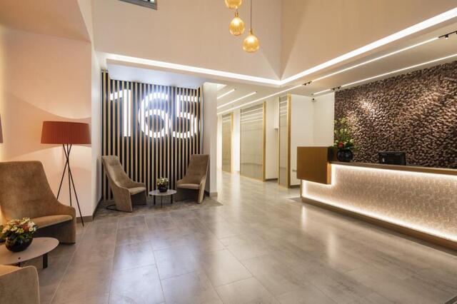 Fleet Street, London, Office To Lease