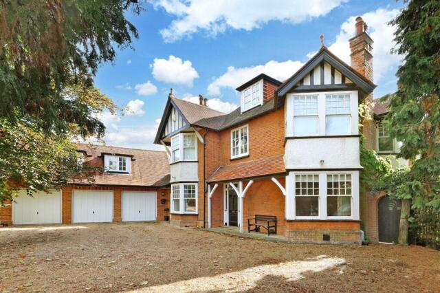 Ledborough Lane, Beaconsfield, 8 Bedroom Detached