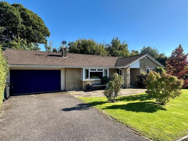 Millfield, Beaminster, 4 Bedroom Detached Millfield, Beaminster, 4 Bedroom Detached