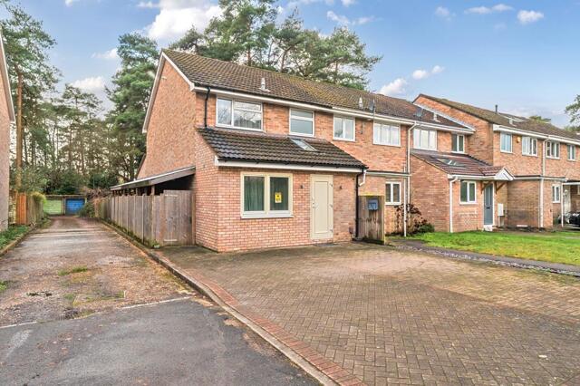 Camberley, Surrey, 3 Bedroom End