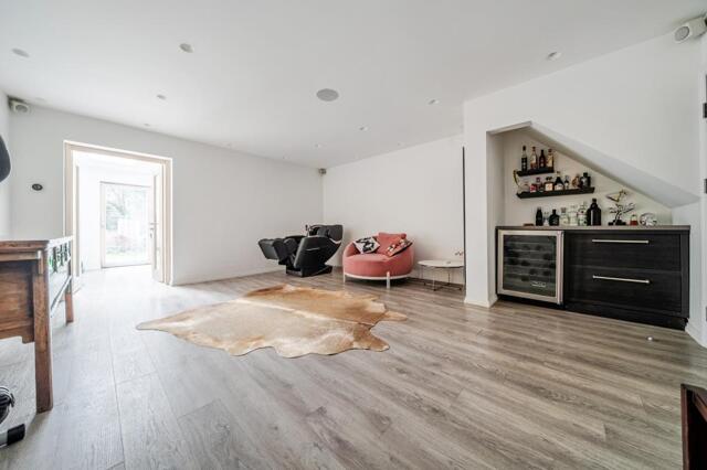 Camberley, Surrey, 3 Bedroom End