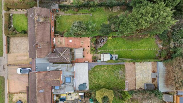 Snatchup, Redbourn, 4 Bedroom Semi-detached