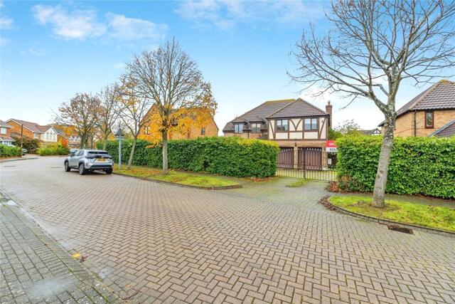 Furzton, Lynmouth Crescent, Milton Keynes, 5 Bedroom Detached