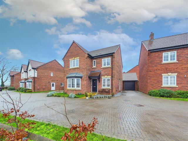 Fleming Drive, Streethay, 4 Bedroom Detached Fleming Drive, Streethay, 4 Bedroom Detached