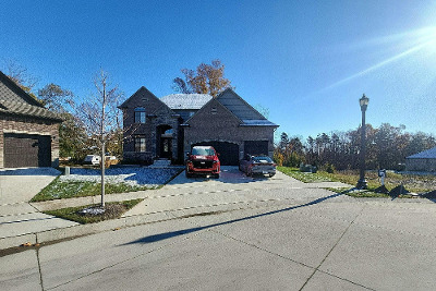 Hanford Ct, Utica, Preforeclosure Single-family Home