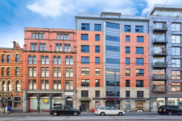 High Street, Manchester, 2 Bedroom Penthouse