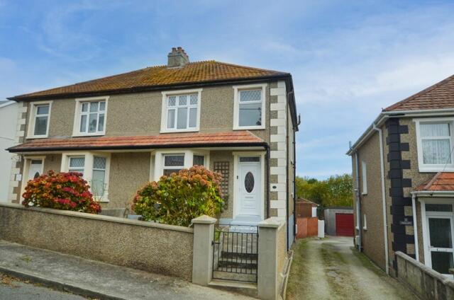 St Blazey Gate, 4 Bedroom Semi-detached