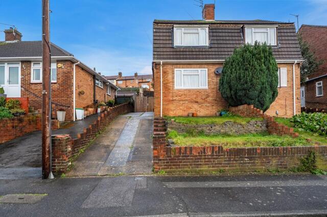 Nickleby Close, Rochester, 3 Bedroom Semi-detached Nickleby Close, Rochester, 3 Bedroom Semi-detached