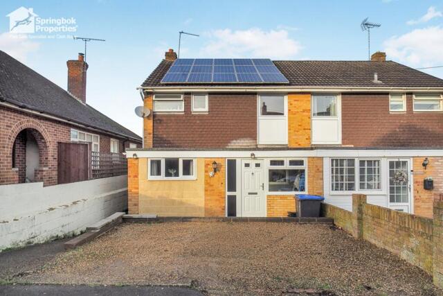 New Road, Durrington, 3 Bedroom Semi-detached