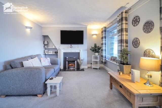 New Road, Durrington, 3 Bedroom Semi-detached