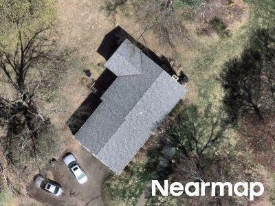 Highland Park Rd, North Haven, Preforeclosure Single-family Home