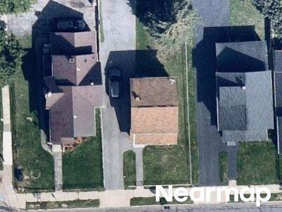 Bay St, Rochester, Preforeclosure Single-family Home