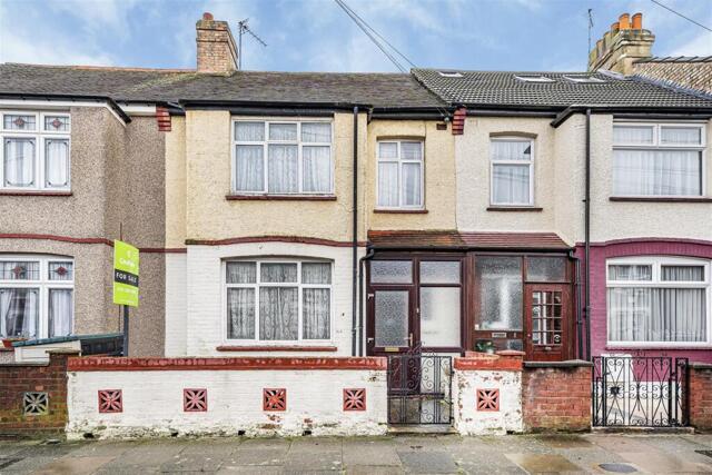 Boundary Road, Wood Green, 3 Bedroom Terraced Boundary Road, Wood Green, 3 Bedroom Terraced