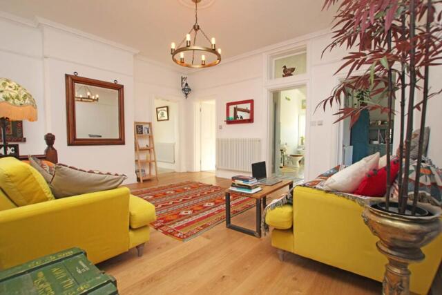 Denton Road, Eastbourne, 3 Bedroom Flat