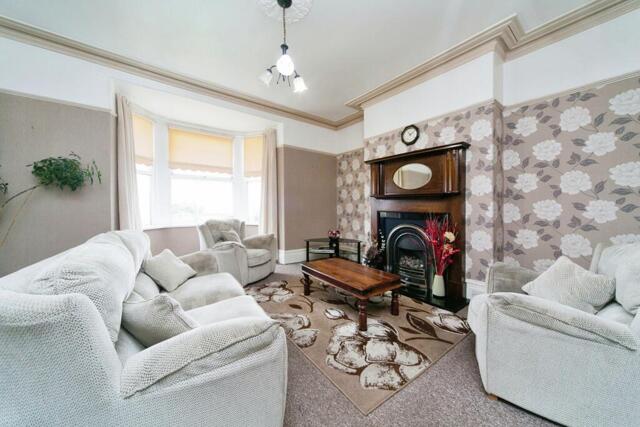 North Road, Caernarfon, 6 Bedroom Terraced