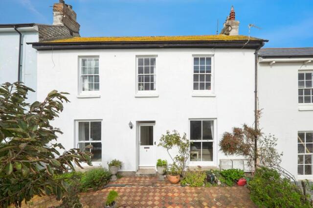 Penrose Terrace, Penzance, 2 Bedroom Flat