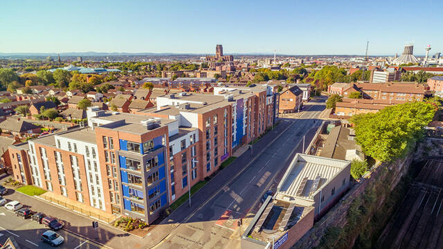 Cluster  Room E Queensland Place,  Chatham Place, Flat Share For