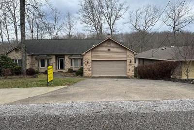 Shore Ln, Crossville, Preforeclosure Single-family Home