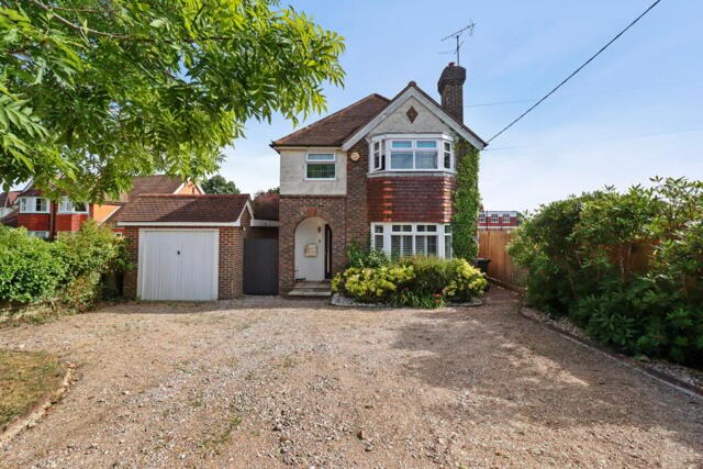 London Road, Hailsham, 4 Bedroom Detached