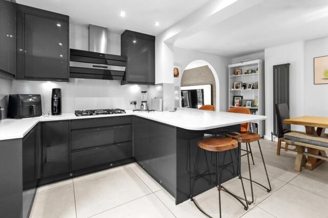 London Road, Hailsham, 4 Bedroom Detached