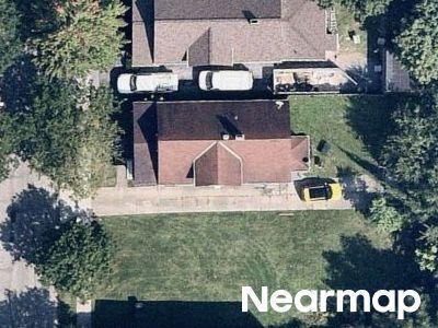 E Th St, Cleveland, Preforeclosure Single-family Home