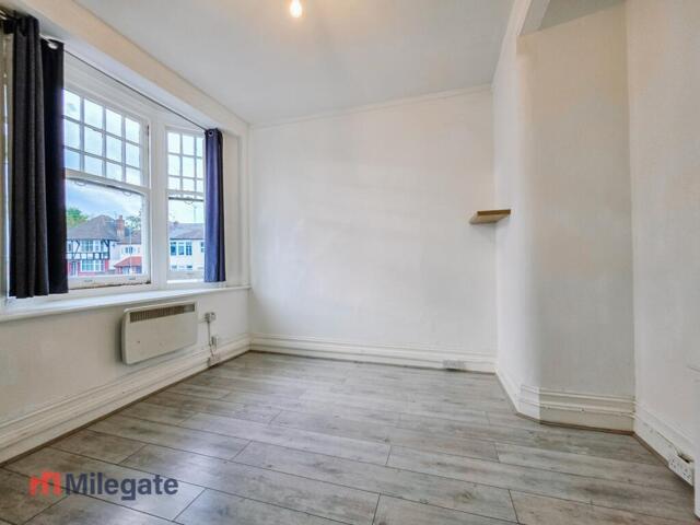 Palmeira Avenue, Westcliff-on-sea, Studio Flat For Palmeira Avenue, Westcliff-on-sea, Studio Flat For