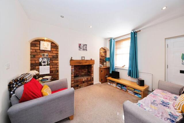 Station Street, Burton-on-trent, 2 Bedroom Terraced