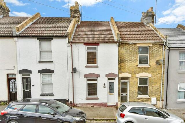 Wickham Street, Rochester, 3 Bedroom Terraced Wickham Street, Rochester, 3 Bedroom Terraced
