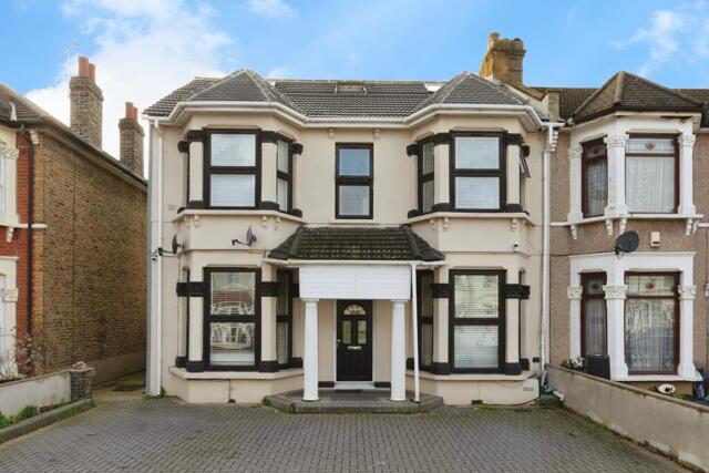 Grosvenor Road, Ilford, 7 Bedroom Semi-detached