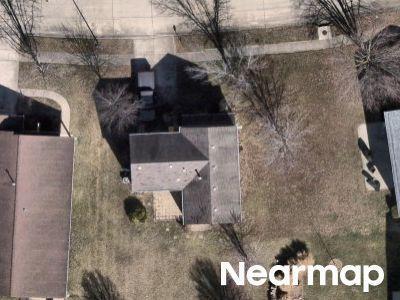 Autumn Lakes Ln, Mascoutah, Preforeclosure Single-family Home