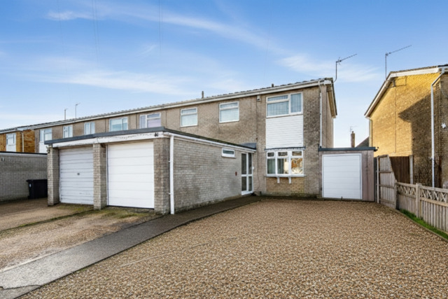 Maple Road, Boston, 3 Bedroom End