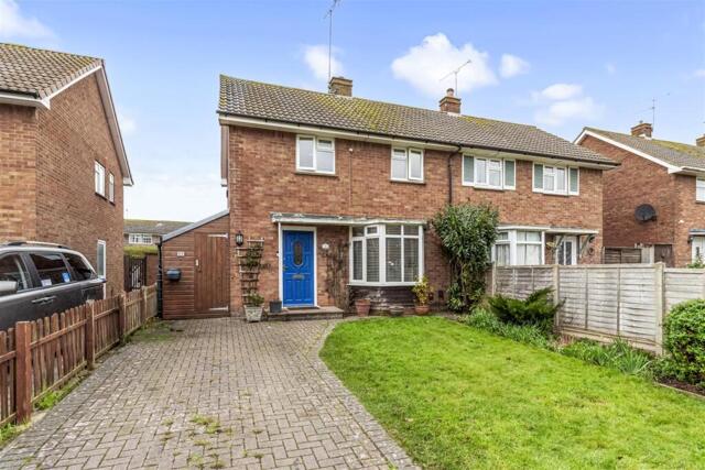 Limbrick Lane, Goring-by-sea, 3 Bedroom Semi-detached