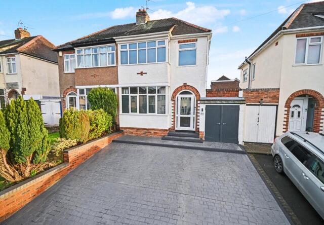 Claregate, Lynton Avenue, Wolverhampton, 3 Bedroom Semi-detached