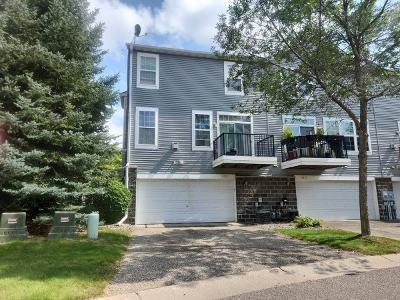 Fox Cir, Saint Paul, Foreclosure Condo In