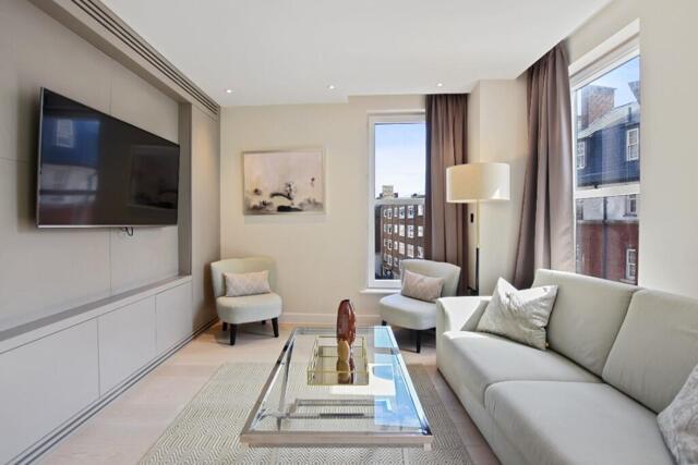 Vauxhall Bridge Road, London, 3 Bedroom Semi-detached