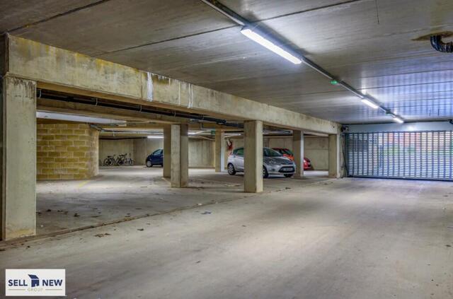 **rarely Available Six Secure Private Parking Spaces** Traction Lane, Bedford, Garage For Sale **rarely Available Six Secure Private Parking Spaces** Traction Lane, Bedford, Garage For Sale