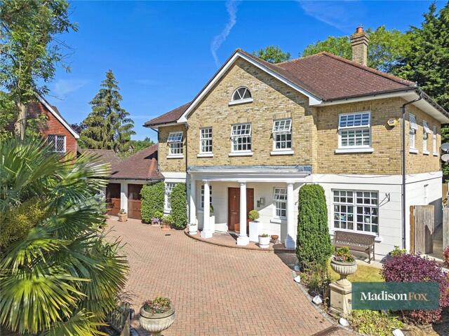 Gainsborough Place, Chigwell, 5 Bedroom Detached