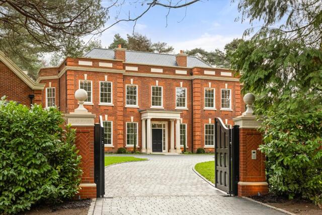 East Road, Weybridge, 6 Bedroom Detached East Road, Weybridge, 6 Bedroom Detached