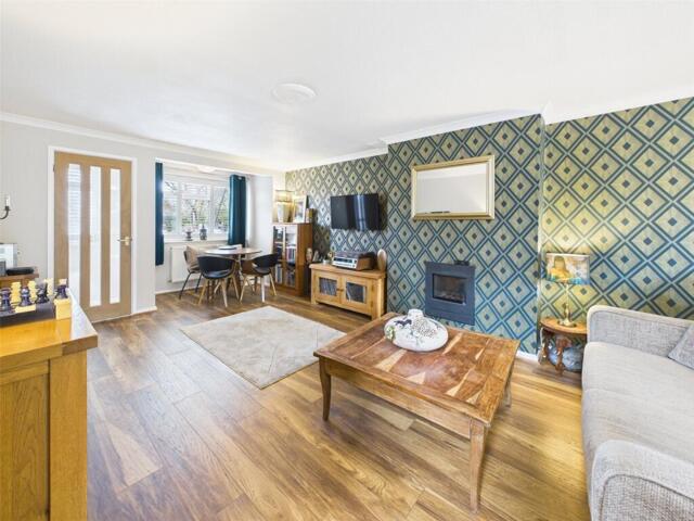 Alma Road, Cheltenham, 3 Bedroom Semi-detached